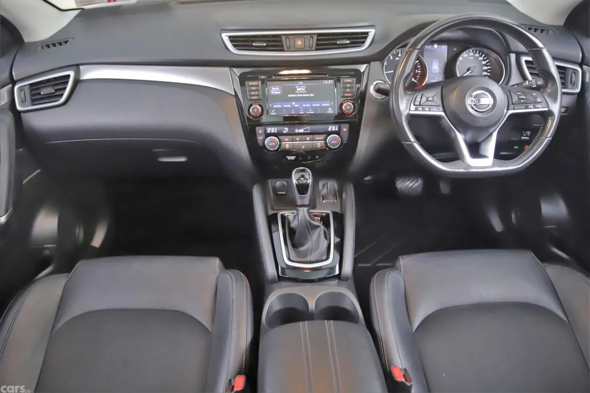 Nissan Qashqai SUV, Diesel, 2019, Grey