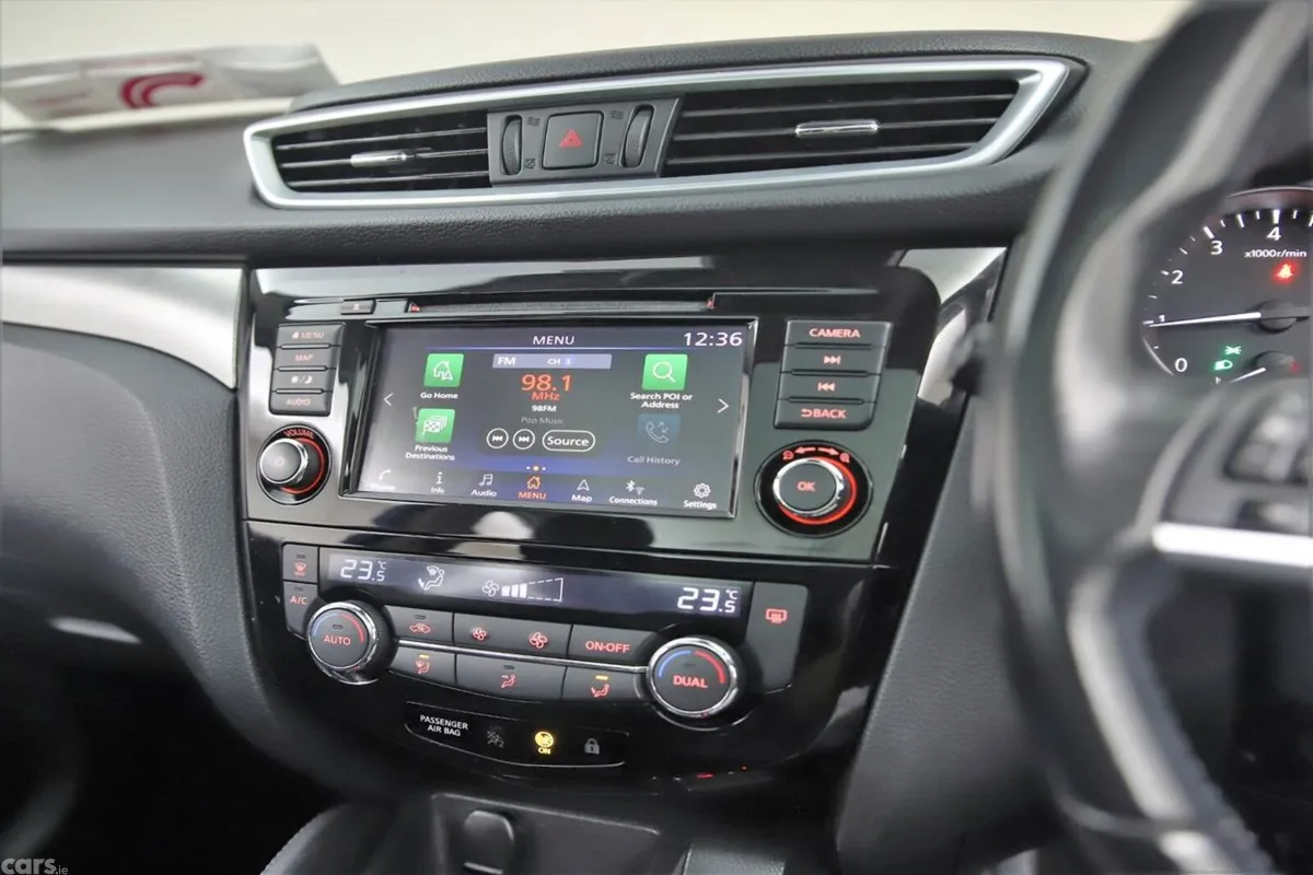Nissan Qashqai SUV, Diesel, 2019, Grey
