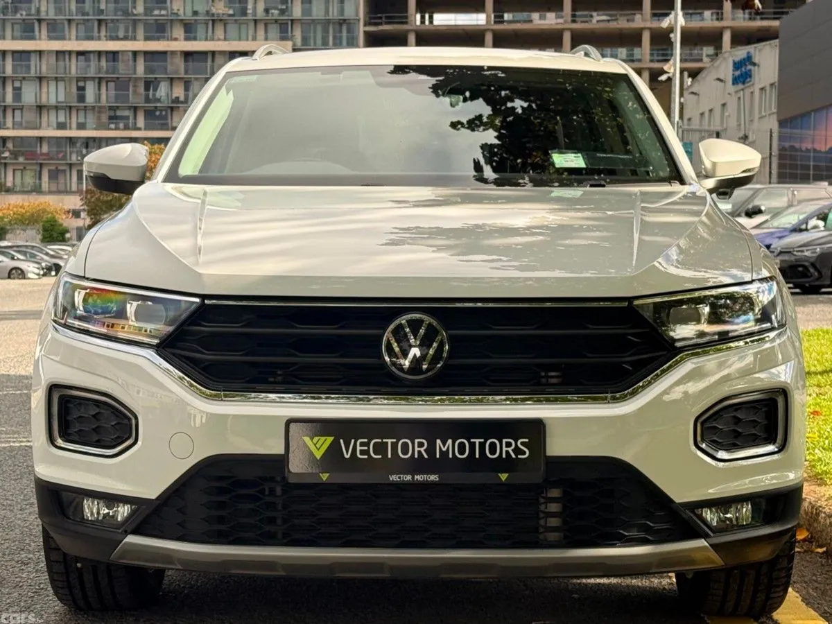 Volkswagen T-Roc SUV, Diesel, 2021, White