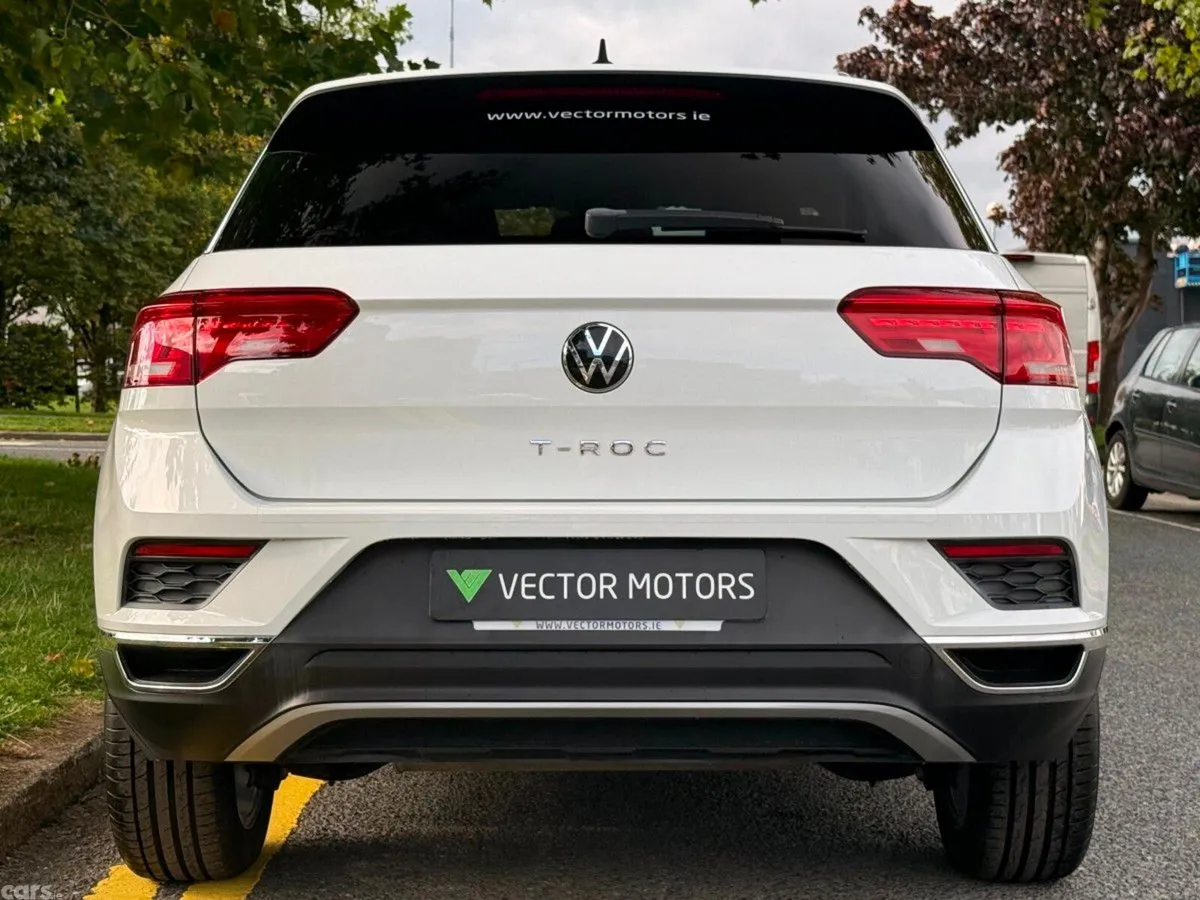Volkswagen T-Roc SUV, Diesel, 2021, White