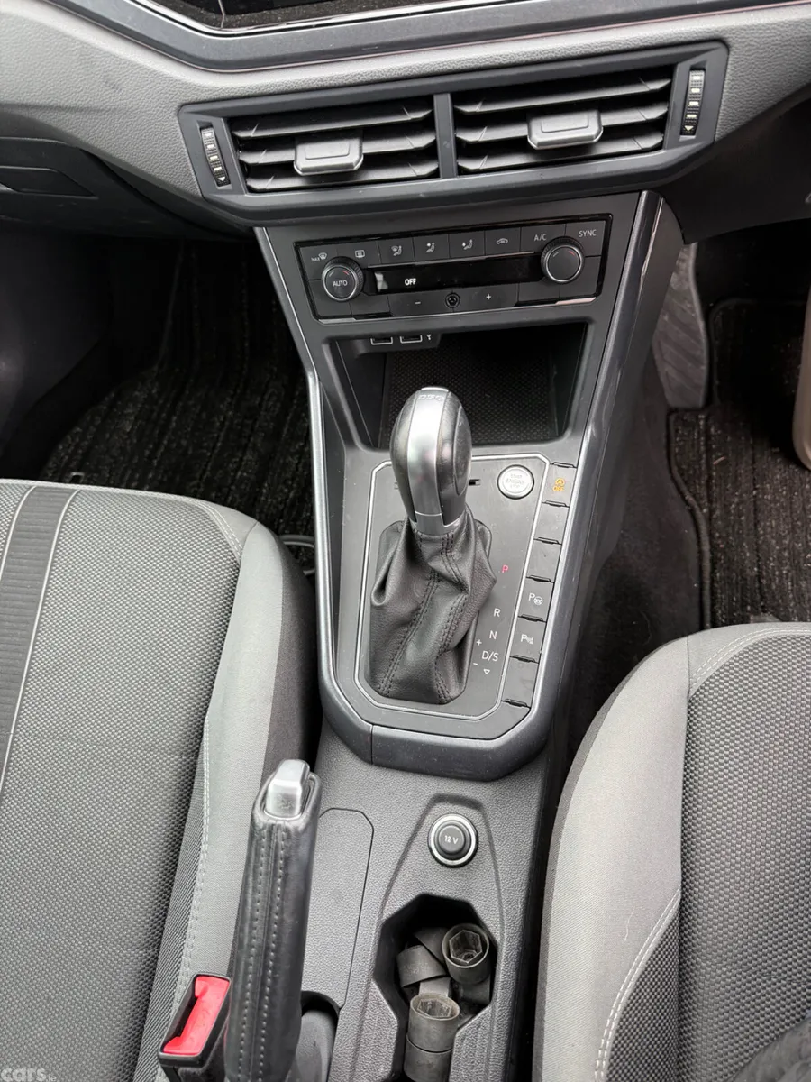 Volkswagen Polo Hatchback, Petrol, 2018, Orange