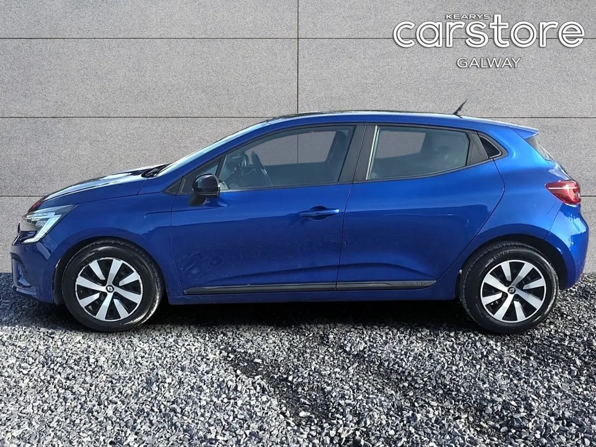 Renault Clio Hatchback, Petrol, 2023, Blue