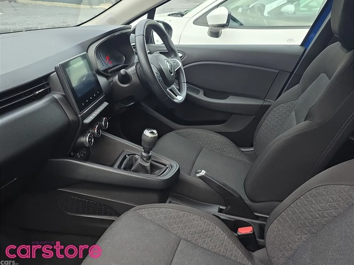 Renault Clio Hatchback, Petrol, 2023, Blue