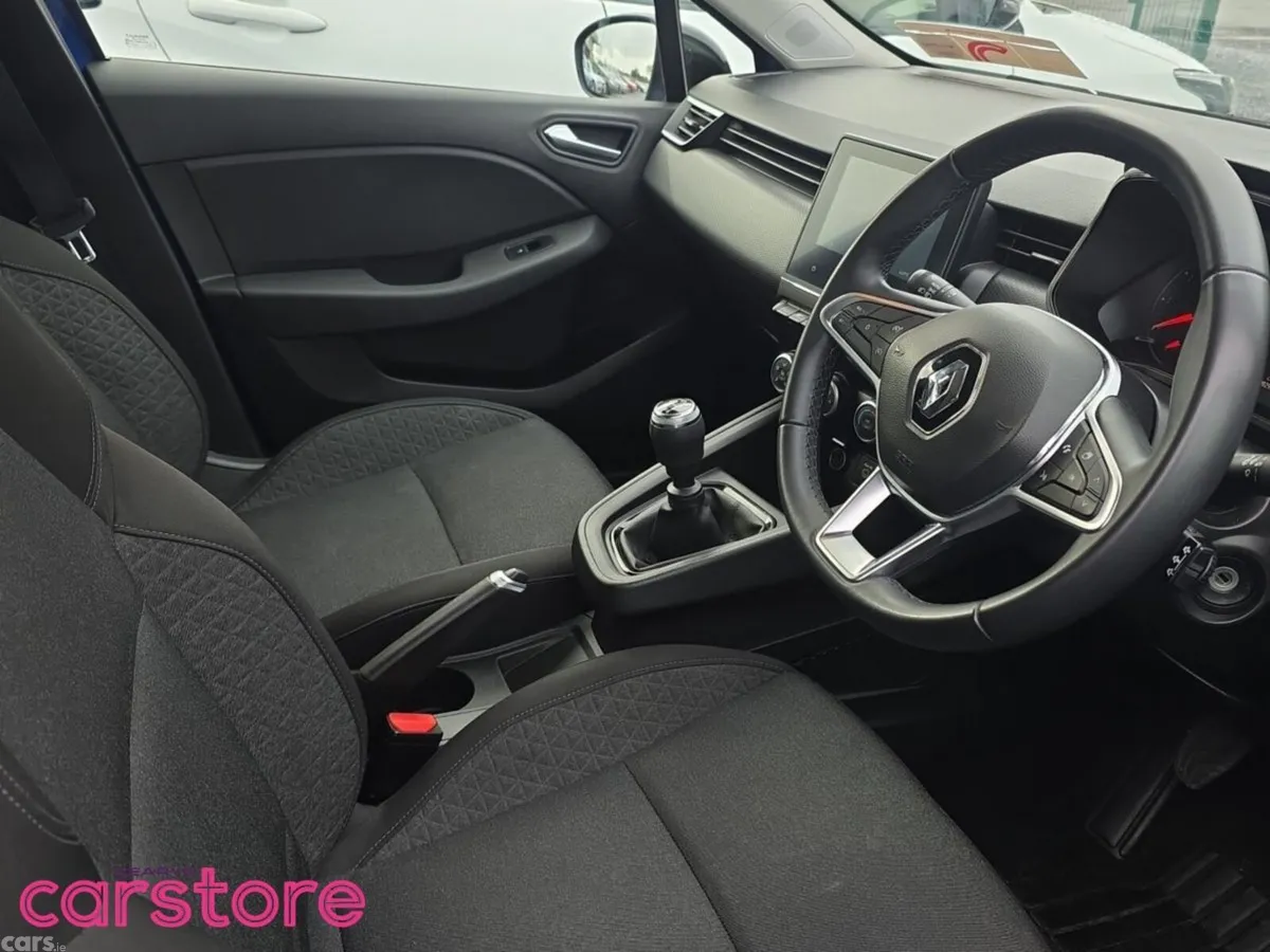 Renault Clio Hatchback, Petrol, 2023, Blue