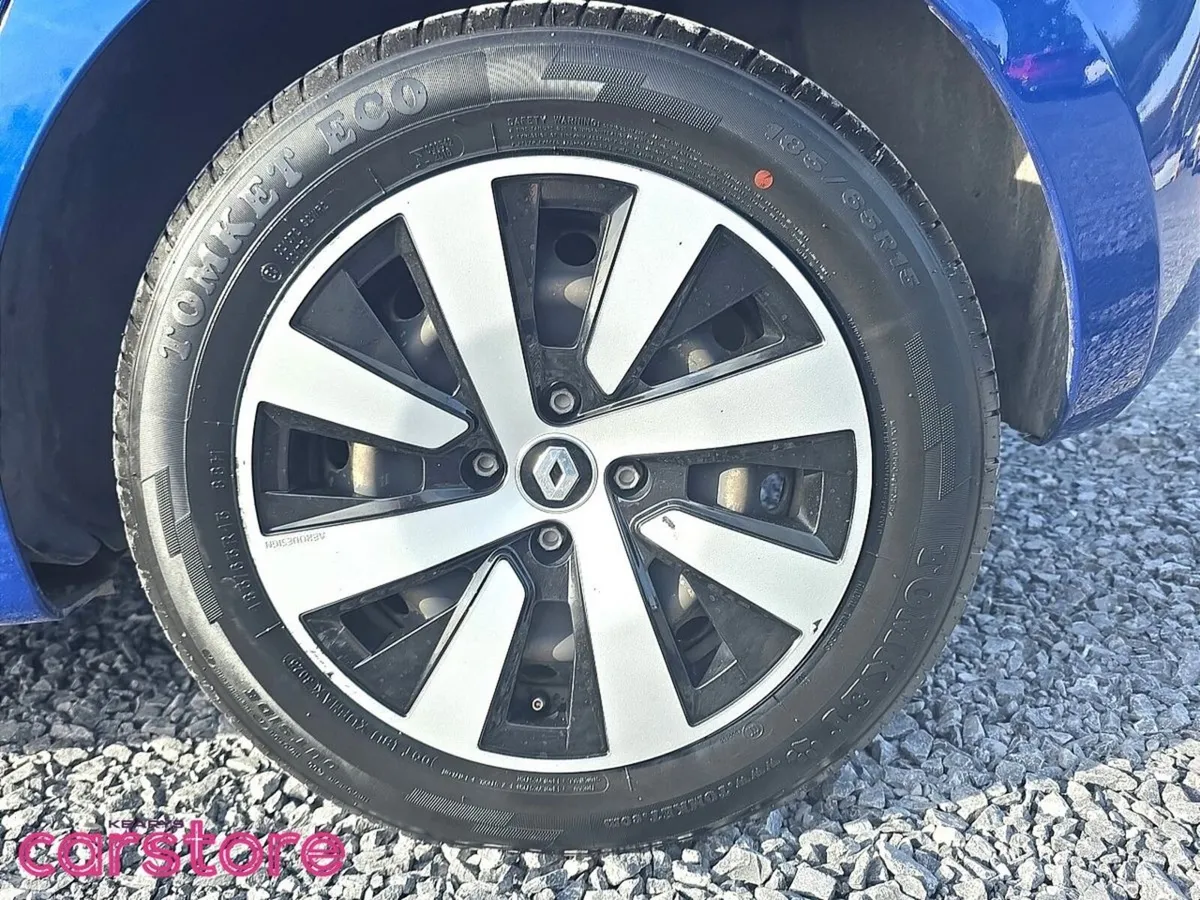 Renault Clio Hatchback, Petrol, 2023, Blue
