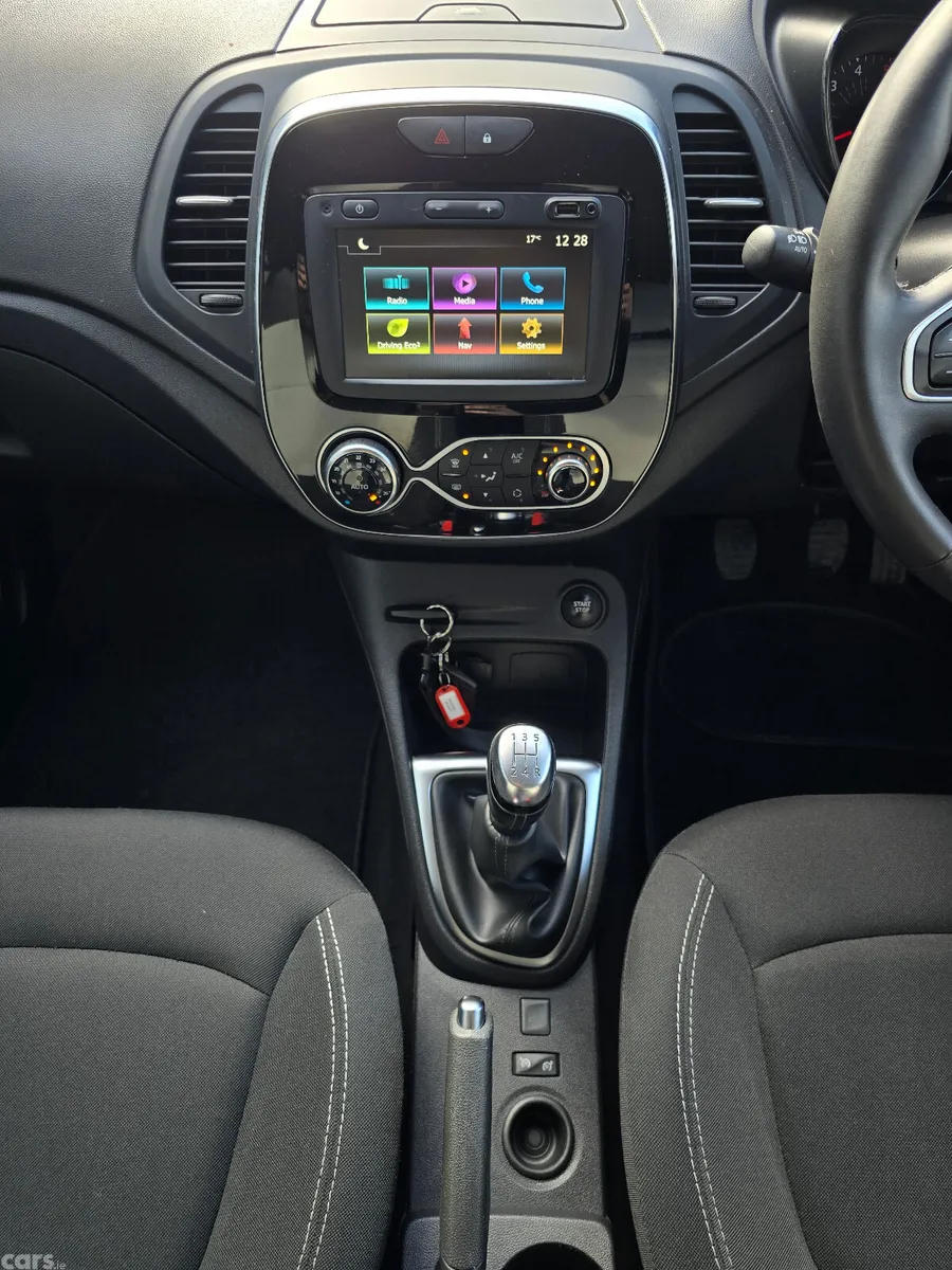 Renault Captur Hatchback, Diesel, 2019, Red
