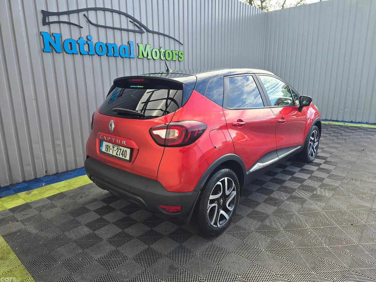 Renault Captur Hatchback, Diesel, 2019, Red