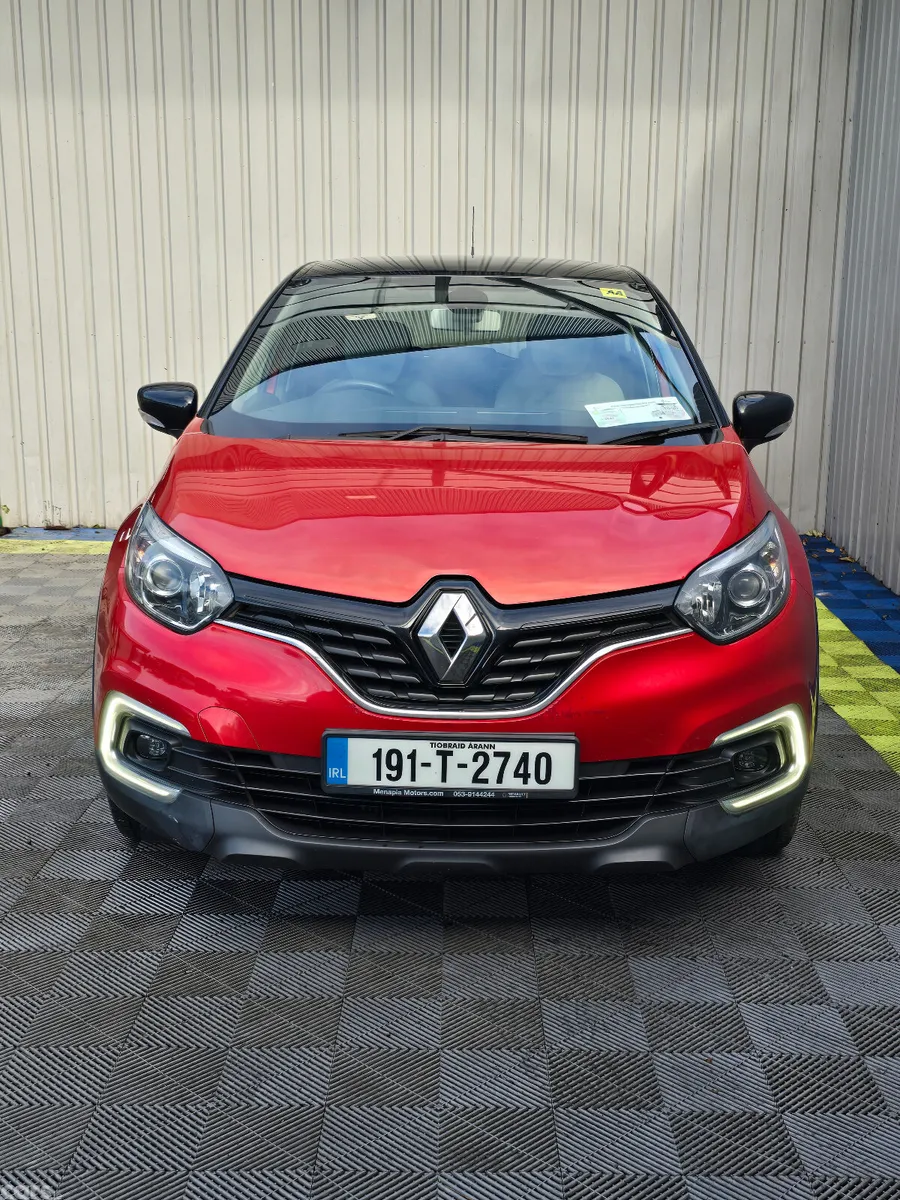 Renault Captur Hatchback, Diesel, 2019, Red
