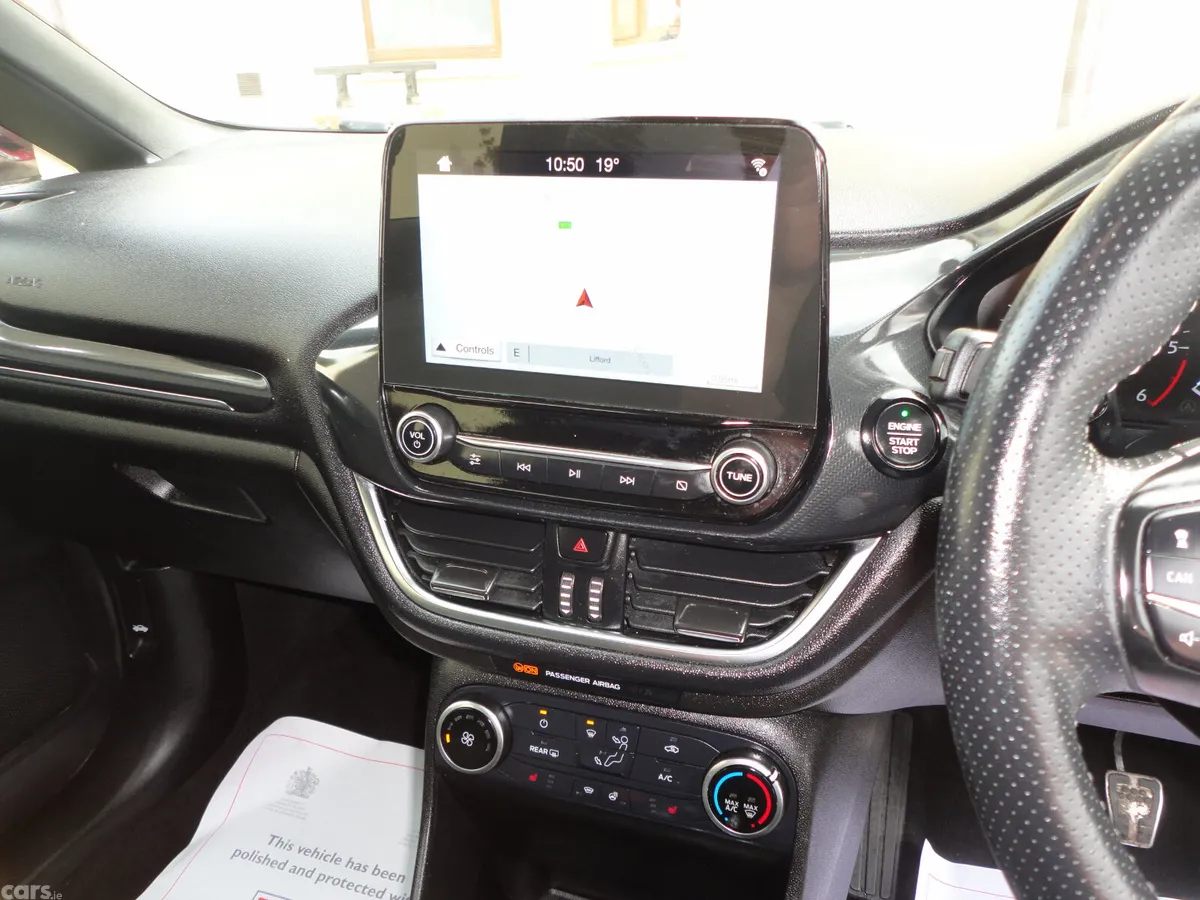 Ford Fiesta Hatchback, Diesel, 2018, Black