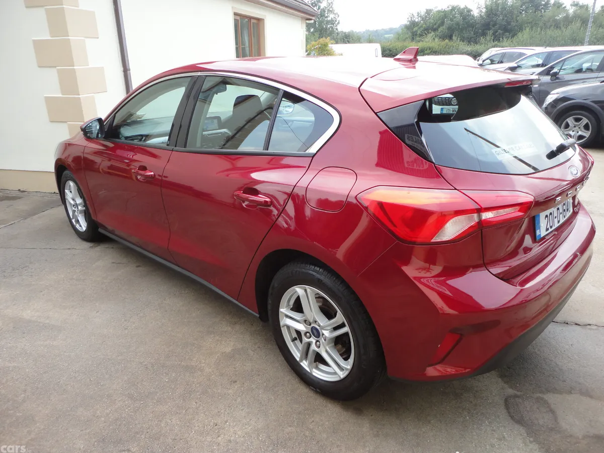Ford Focus Hatchback, Diesel, 2020, Red
