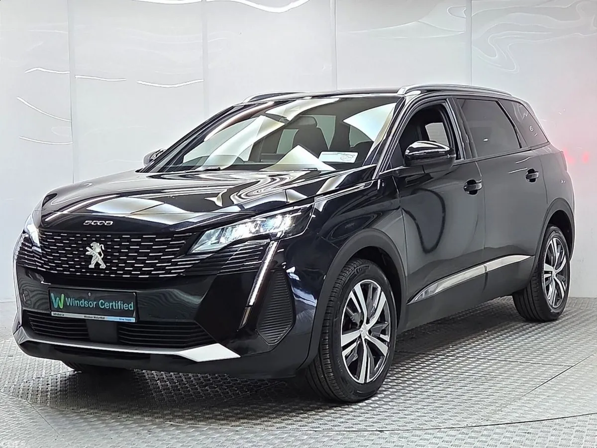 Peugeot 5008 MPV, Diesel, 2024, Black