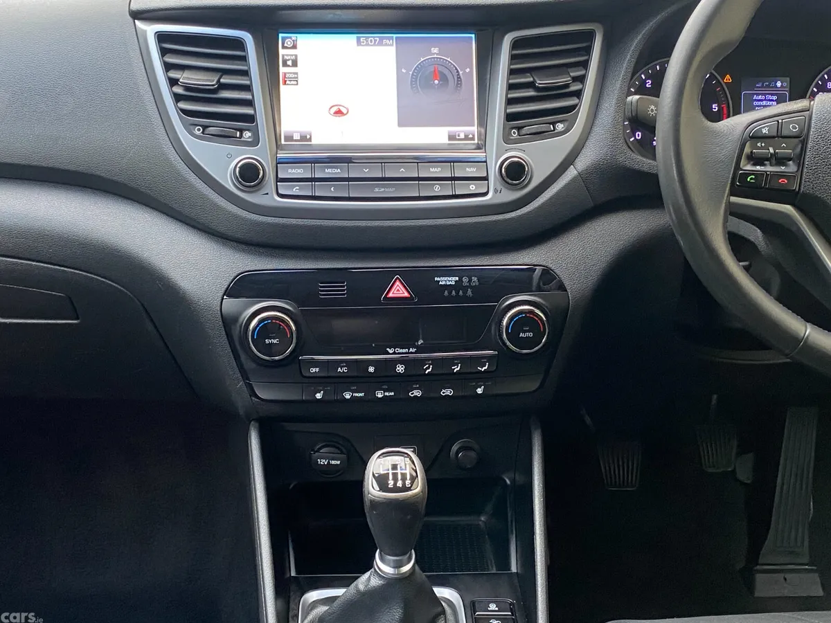 Hyundai Tucson SUV, Diesel, 2016, White