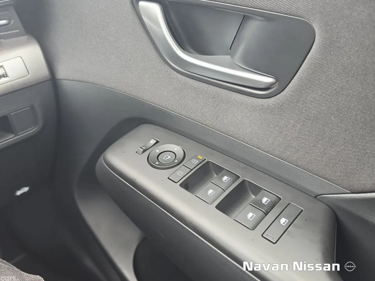 Hyundai KONA MPV, Petrol Hybrid, 2024, White