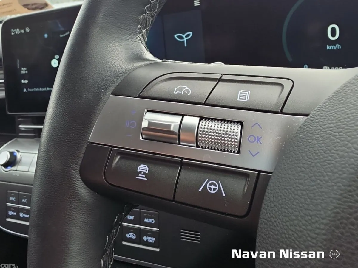 Hyundai KONA MPV, Petrol Hybrid, 2024, White