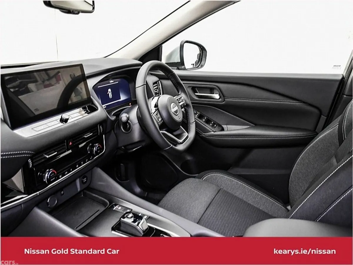 Nissan Qashqai SUV, Petrol, 2023, Silver