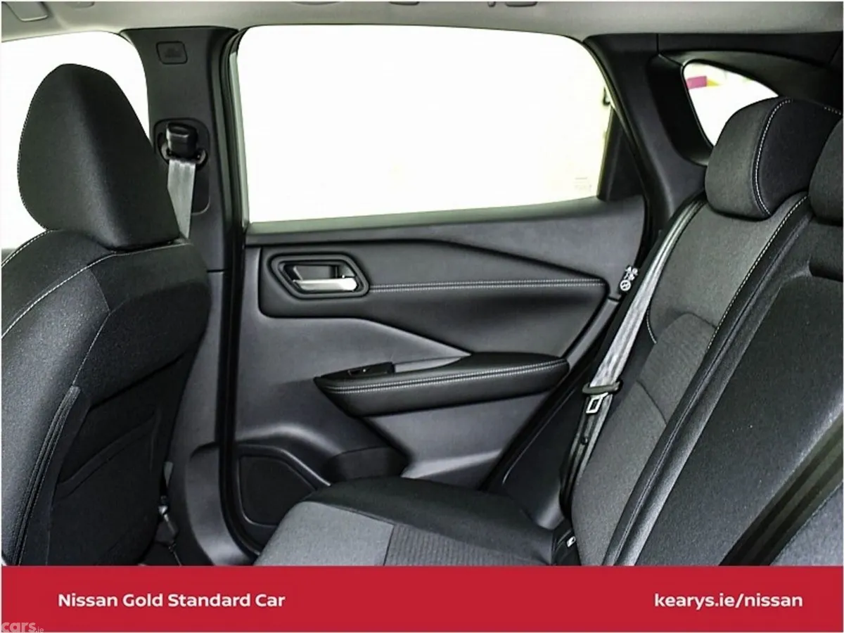Nissan Qashqai SUV, Petrol, 2023, Silver
