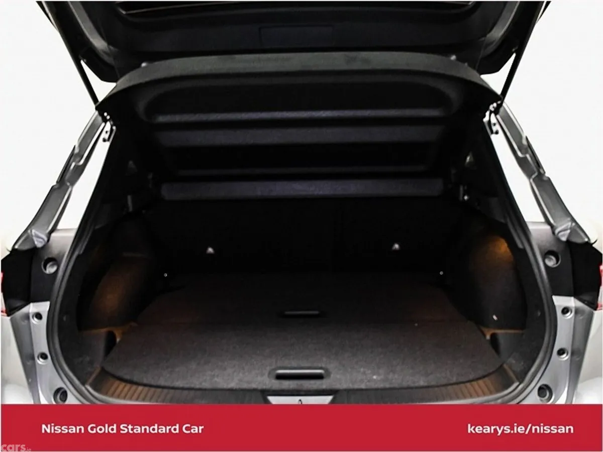 Nissan Qashqai SUV, Petrol, 2023, Silver