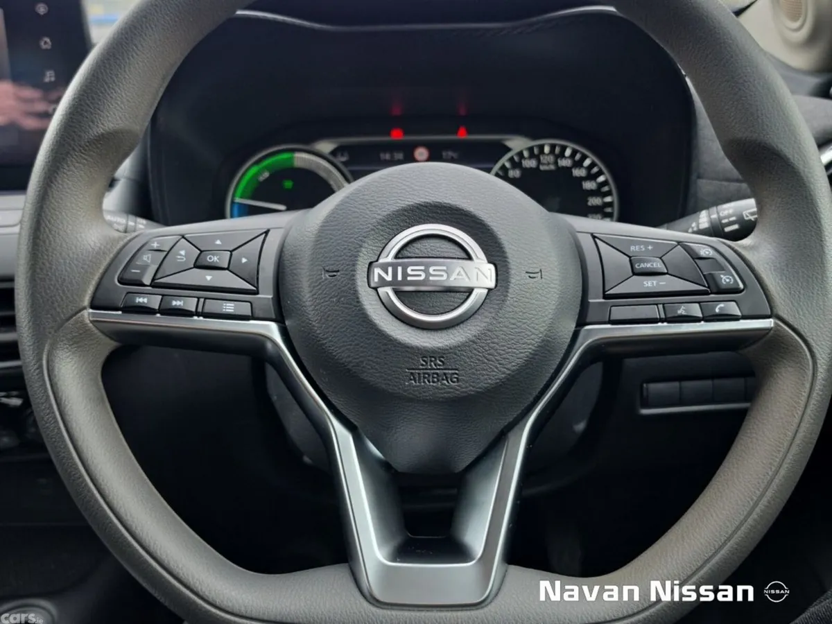 Nissan Juke SUV, Petrol Hybrid, 2026, White