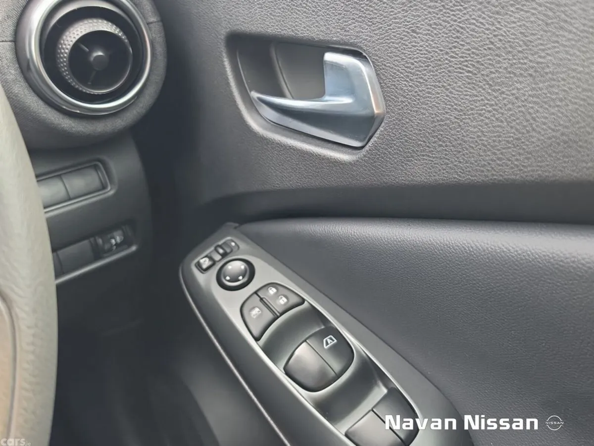 Nissan Juke SUV, Petrol Hybrid, 2026, White