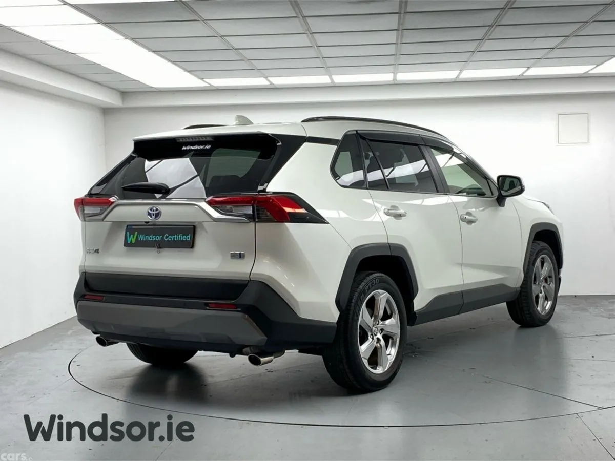 Toyota RAV4 SUV, Petrol Hybrid, 2021, White