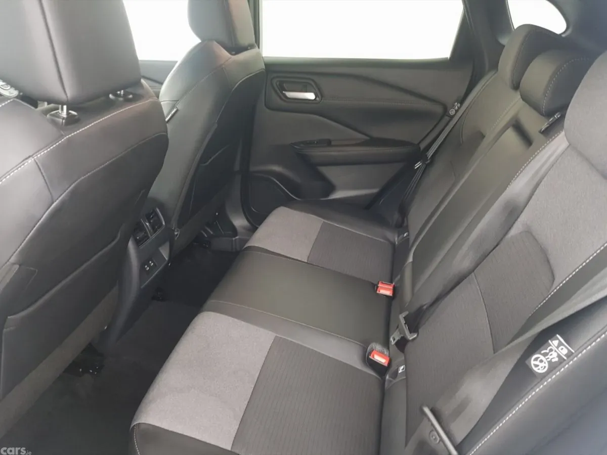 Nissan Qashqai MPV, Petrol Hybrid, 2026, White