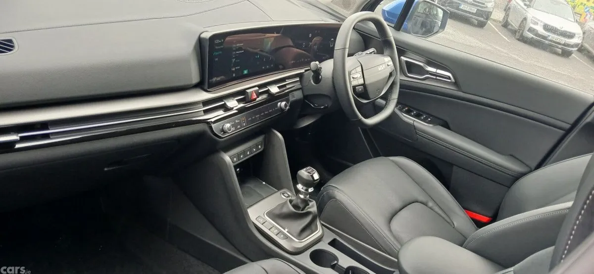 Kia Sportage SUV, Diesel Hybrid, 2026, Blue