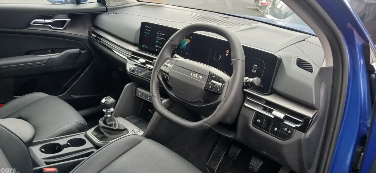 Kia Sportage SUV, Diesel Hybrid, 2026, Blue