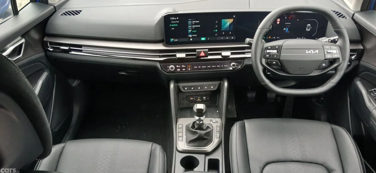 Kia Sportage SUV, Diesel Hybrid, 2026, Blue