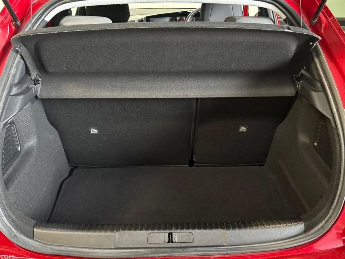 Opel Mokka SUV, Petrol, 2023, Red