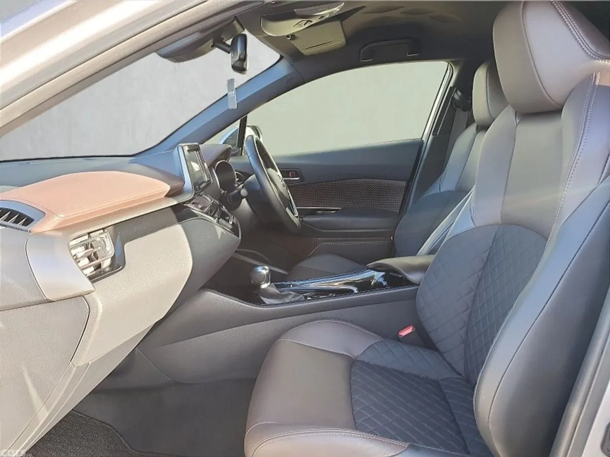 Toyota C-HR SUV, Petrol, 2018, Silver