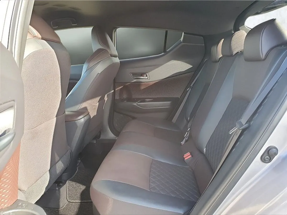 Toyota C-HR SUV, Petrol, 2018, Silver