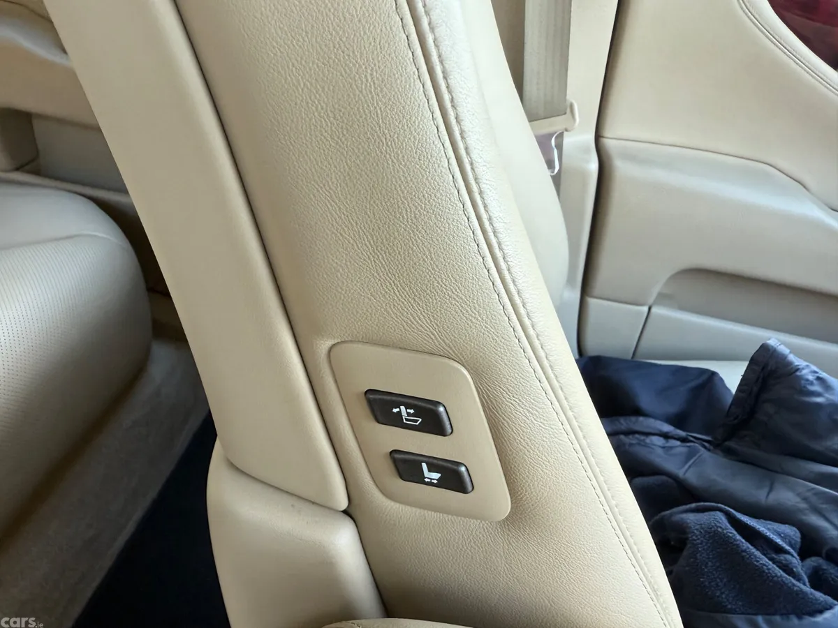 Lexus LS Saloon, Petrol Hybrid, 2008, Black