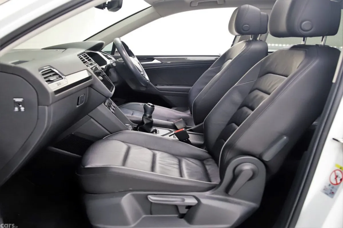 Volkswagen Tiguan Allspace SUV, Diesel, 2021, White