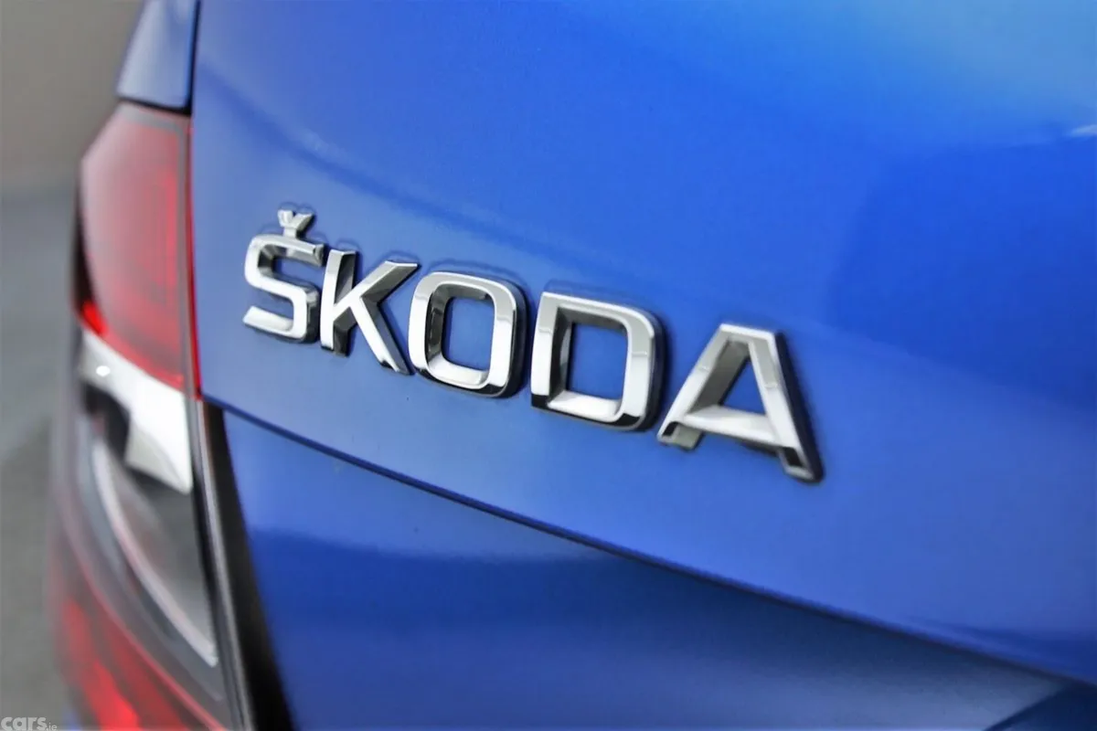 Skoda Octavia Hatchback, Petrol, 2019, Blue