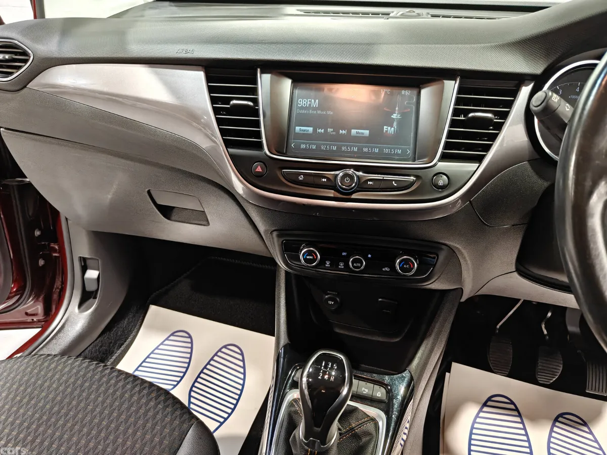 Opel Crossland X SUV, Petrol, 2018, Red