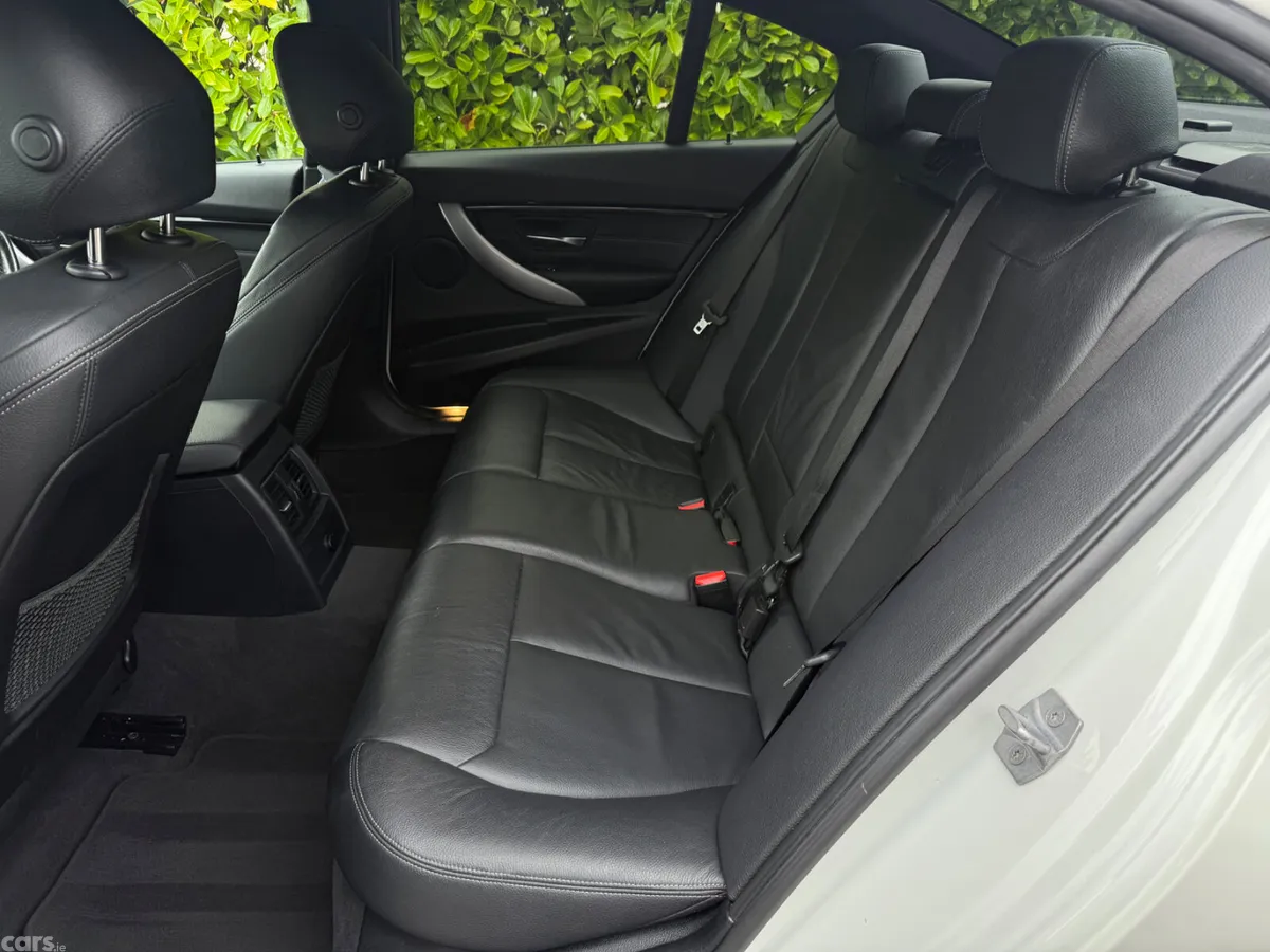 BMW 3-Series Saloon, Diesel, 2017, White