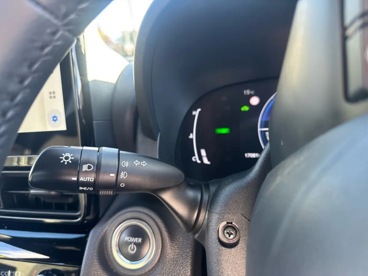 Toyota Yaris Cross SUV, Petrol Hybrid, 2026, Green