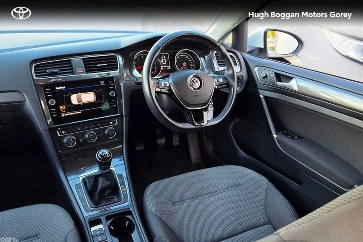 Volkswagen Golf Hatchback, Petrol, 2019, White