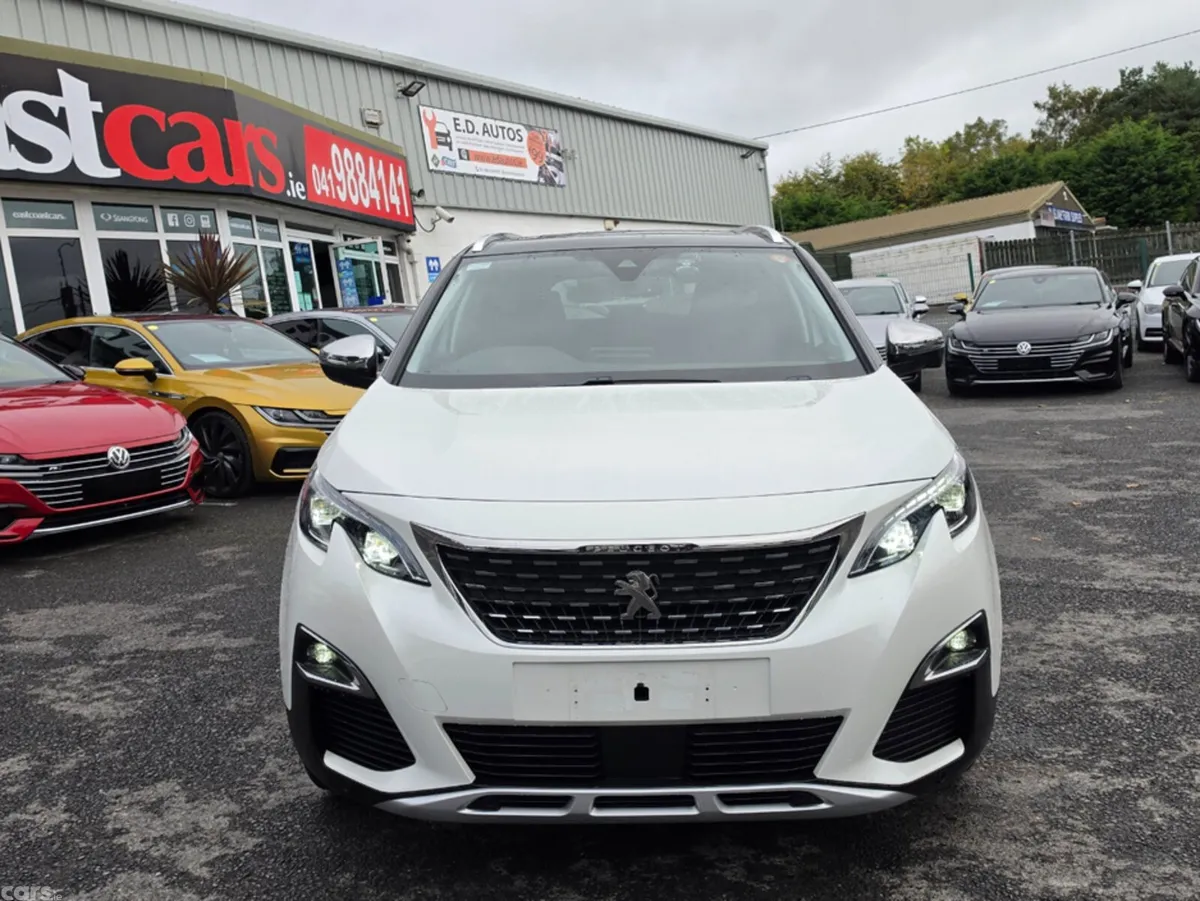 Peugeot 5008 MPV, Diesel, 2020, White