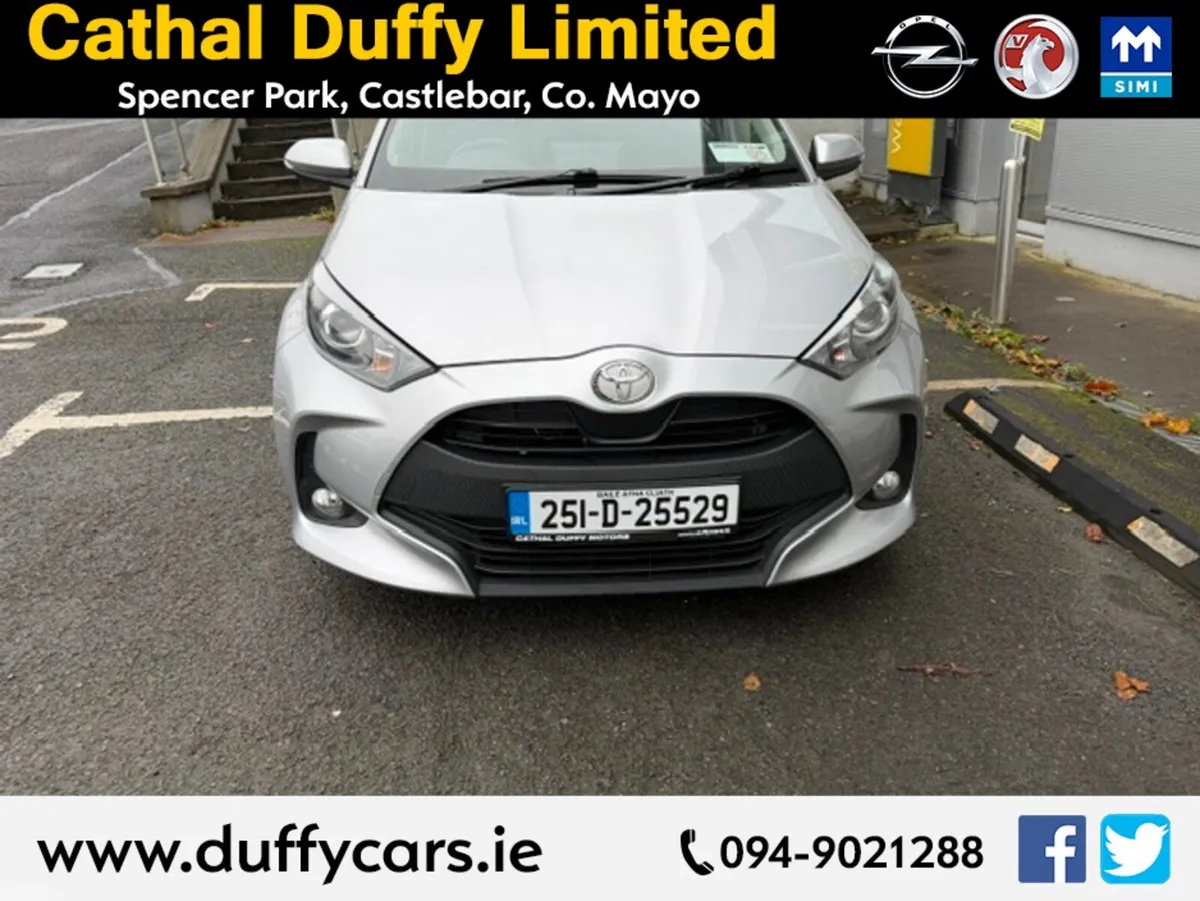 Toyota Yaris Hatchback, Petrol Hybrid, 2025, Grey