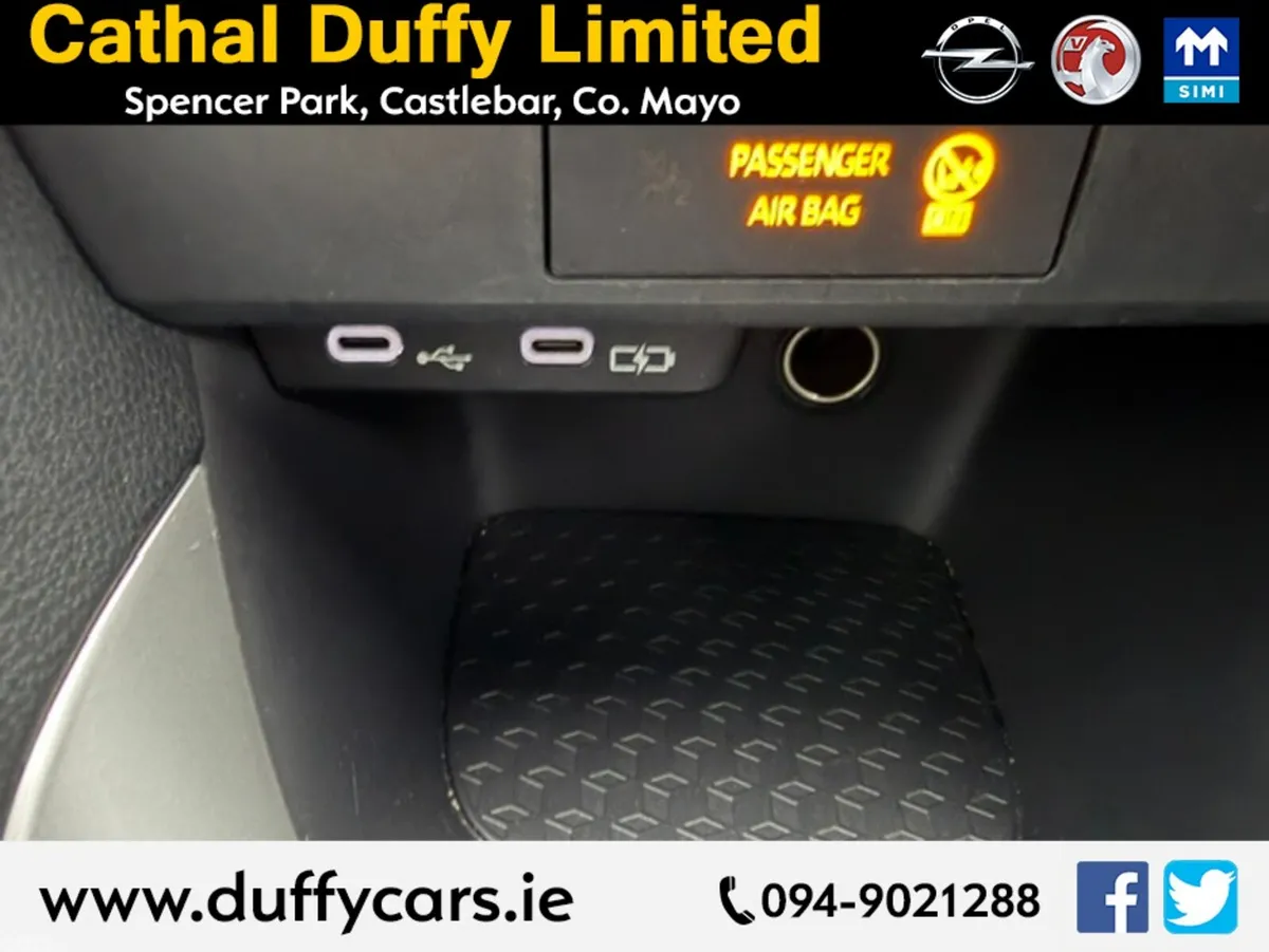 Toyota Yaris Hatchback, Petrol Hybrid, 2025, Grey