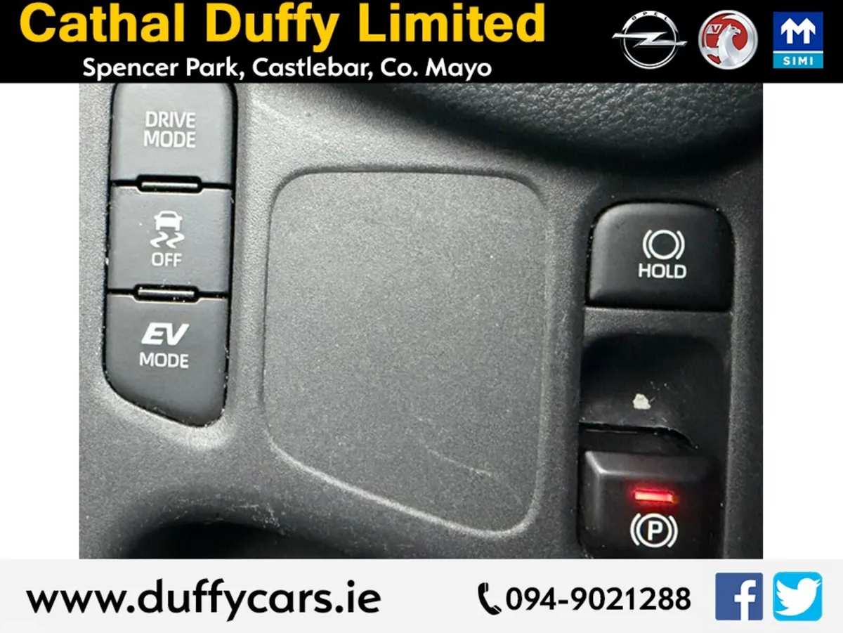 Toyota Yaris Hatchback, Petrol Hybrid, 2025, Grey
