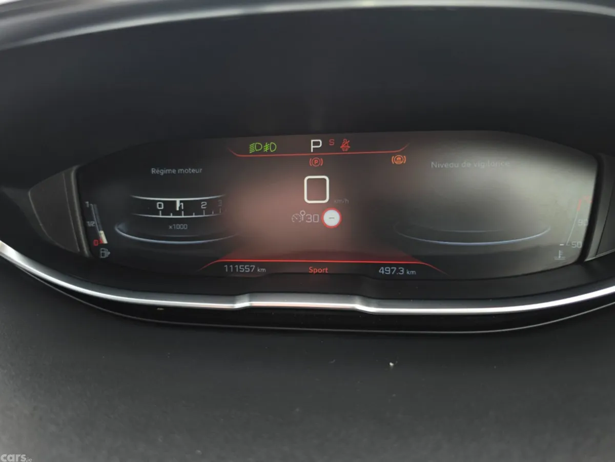 Peugeot 5008 MPV, Diesel, 2020, White