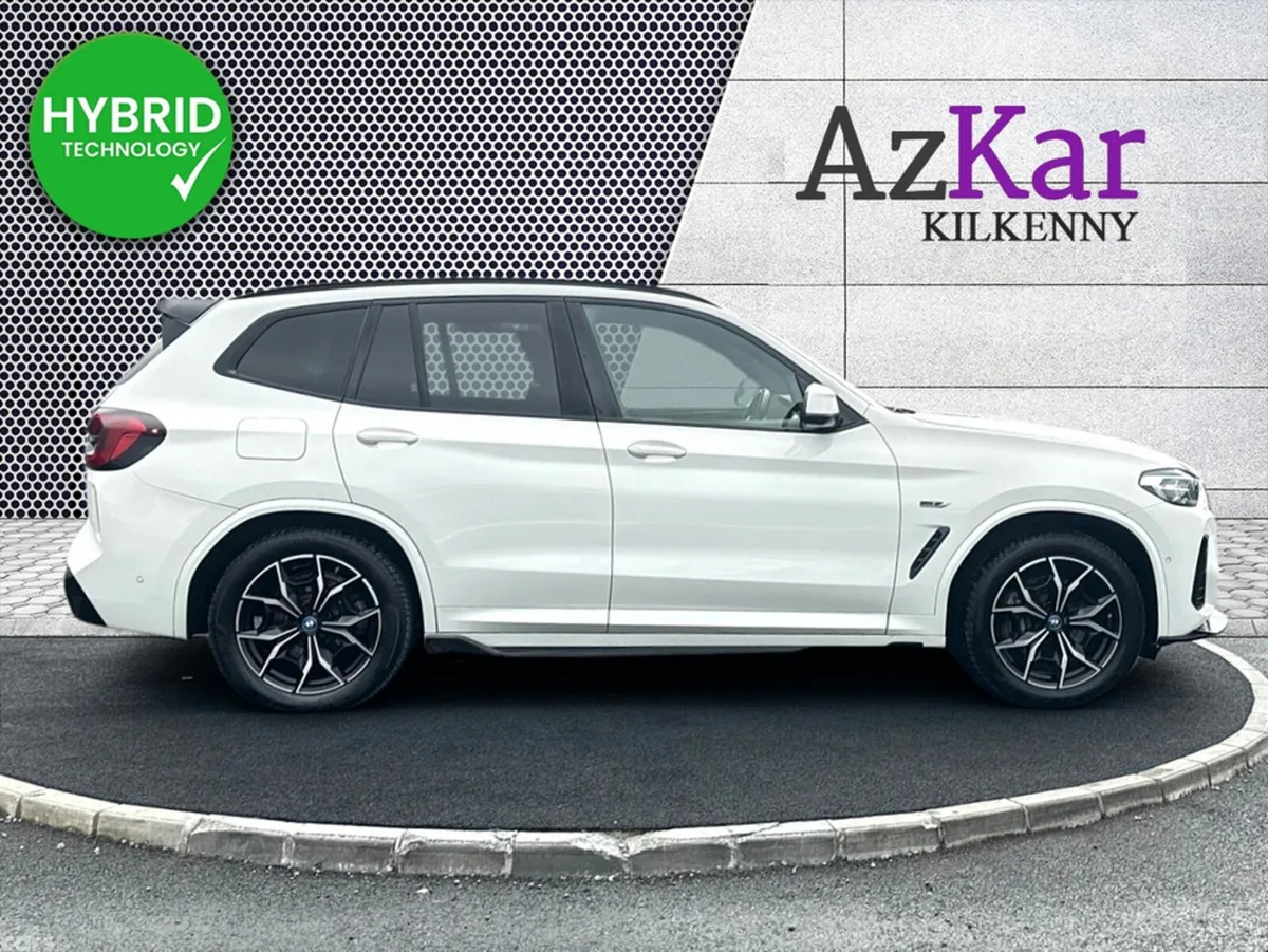 BMW X3 SUV, Petrol Hybrid, 2022, White