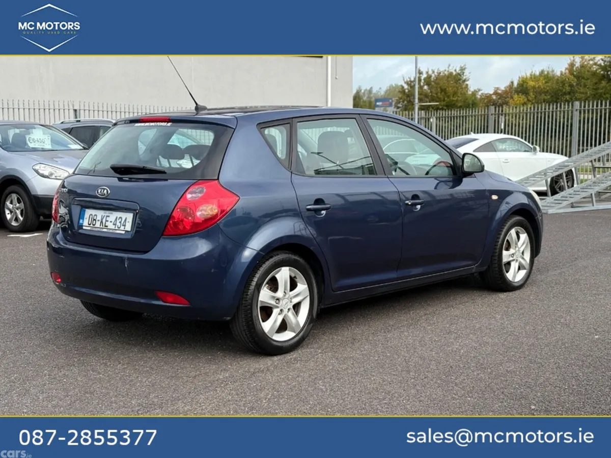 Kia Ceed Hatchback, Petrol, 2008, Blue
