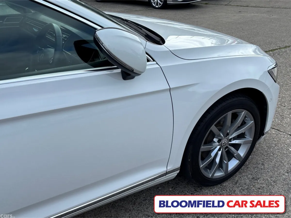 Volkswagen Passat Estate, Diesel, 2018, White