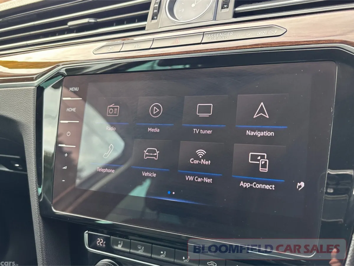 Volkswagen Passat Estate, Diesel, 2018, White