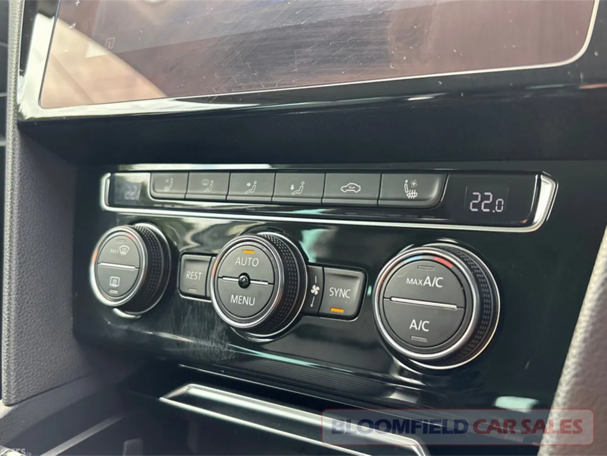 Volkswagen Passat Estate, Diesel, 2018, White