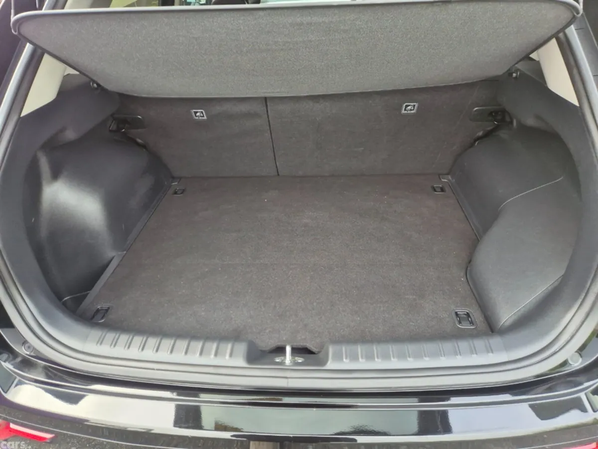 Kia Niro MPV, Petrol Plug-in Hybrid, 2023, Black