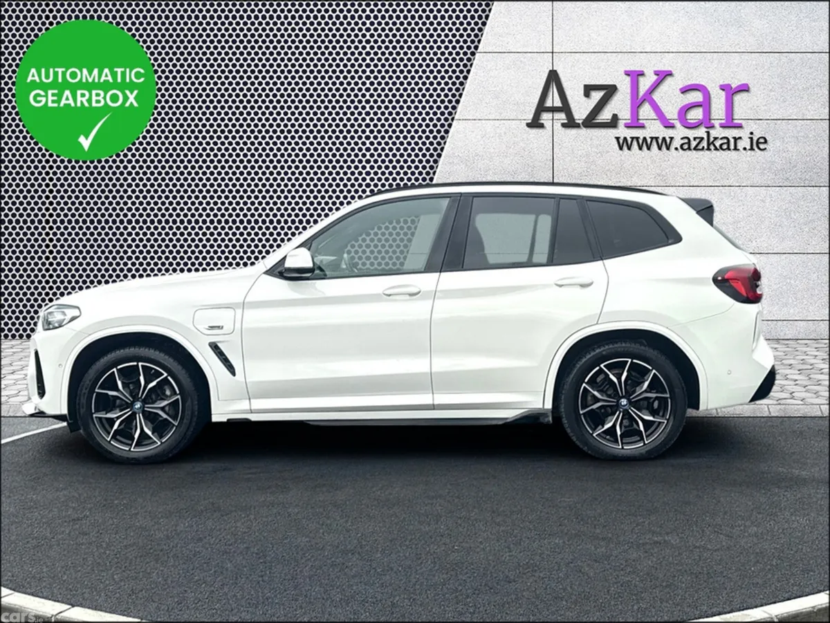 BMW X3 SUV, Petrol Hybrid, 2022, White